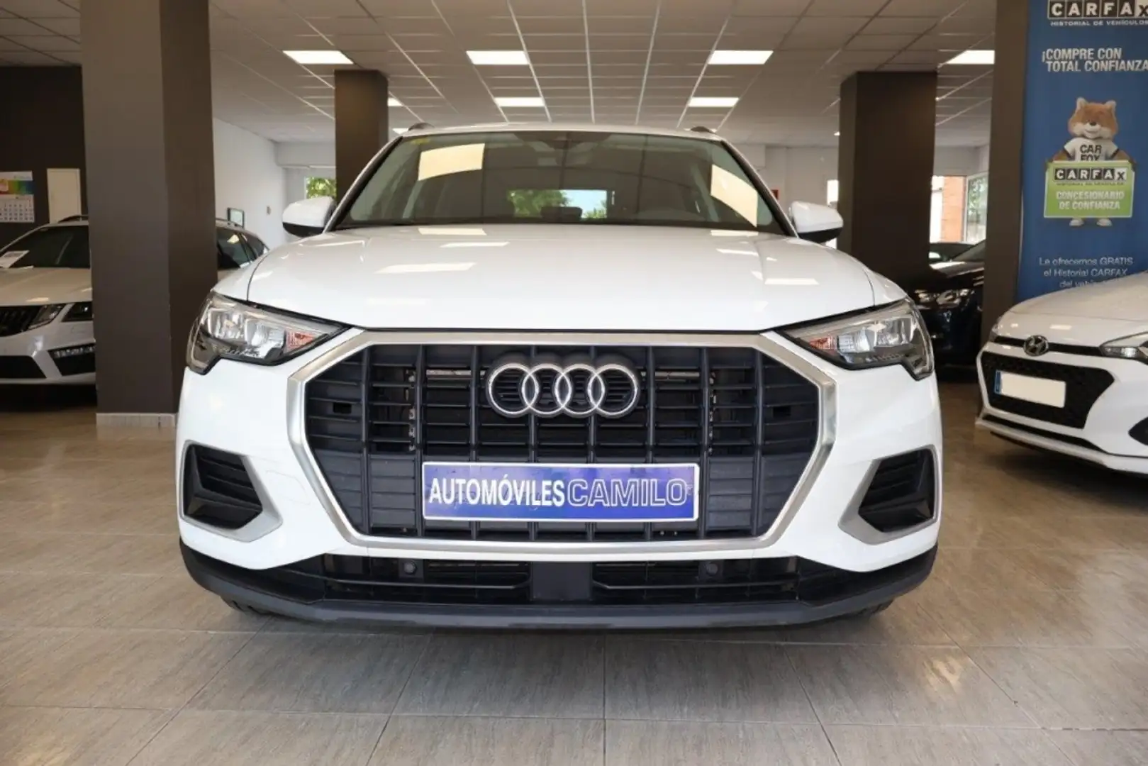Audi Q3 35 TDI S tronic 110kW Weiß - 2