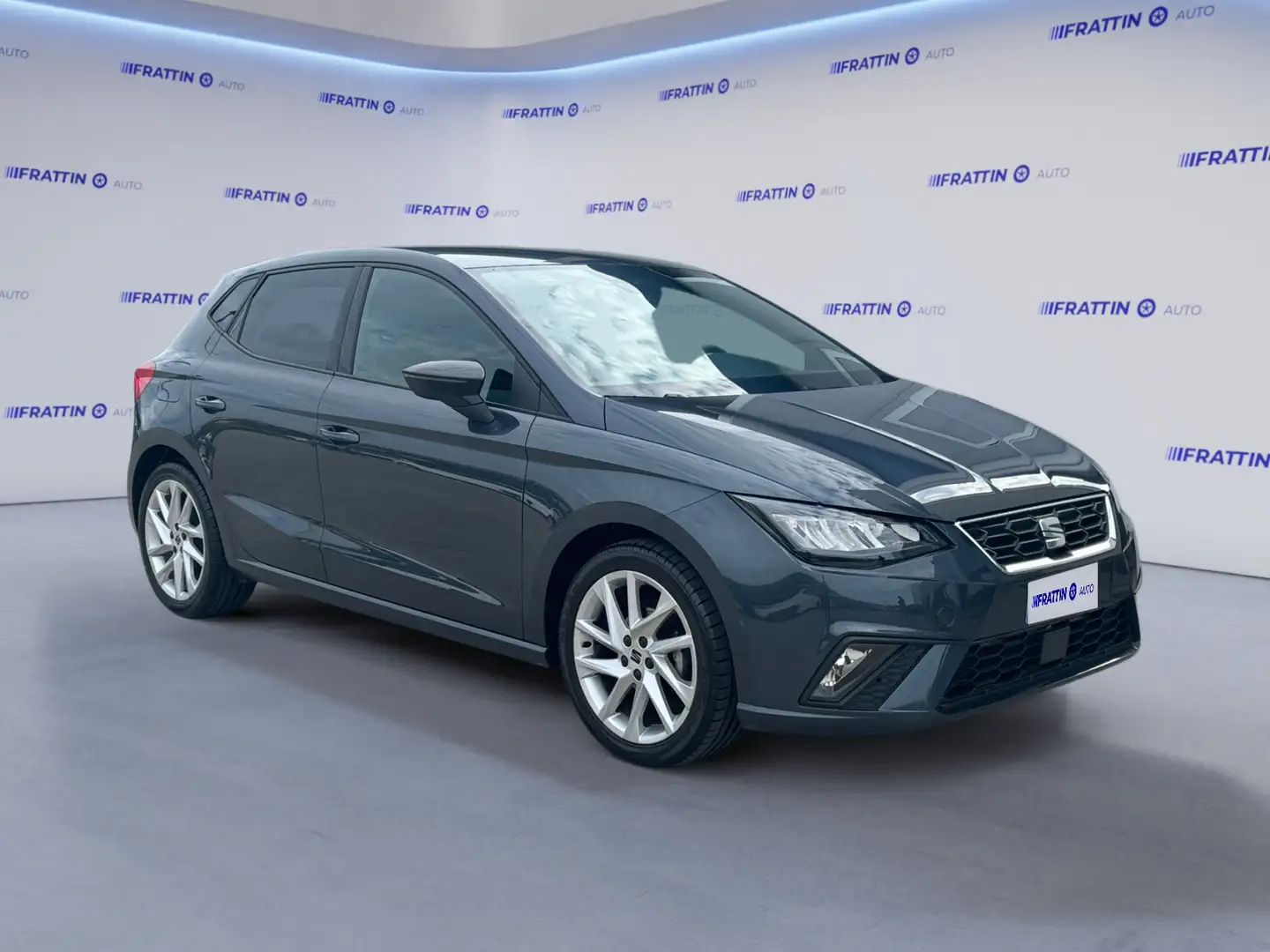 SEAT Ibiza 1.0 EcoTSI 95 CV 5 porte FR Grigio - 2