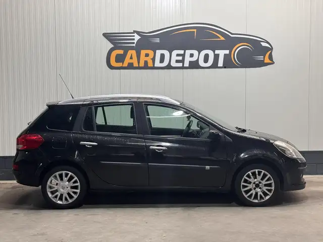 Renault Clio view 4