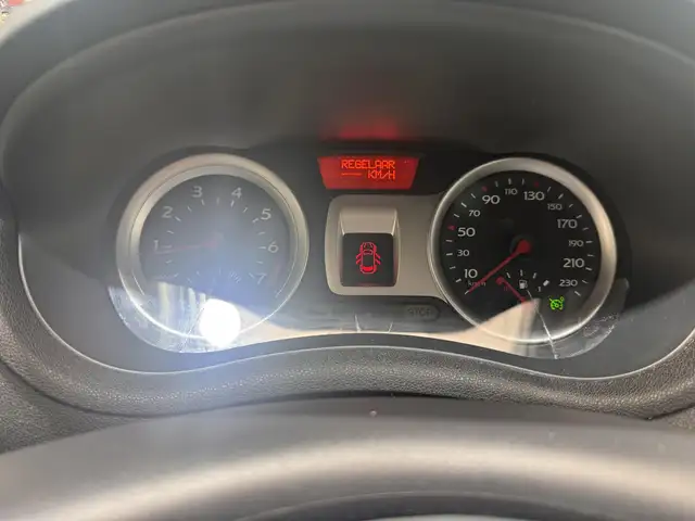 Renault Clio view 13