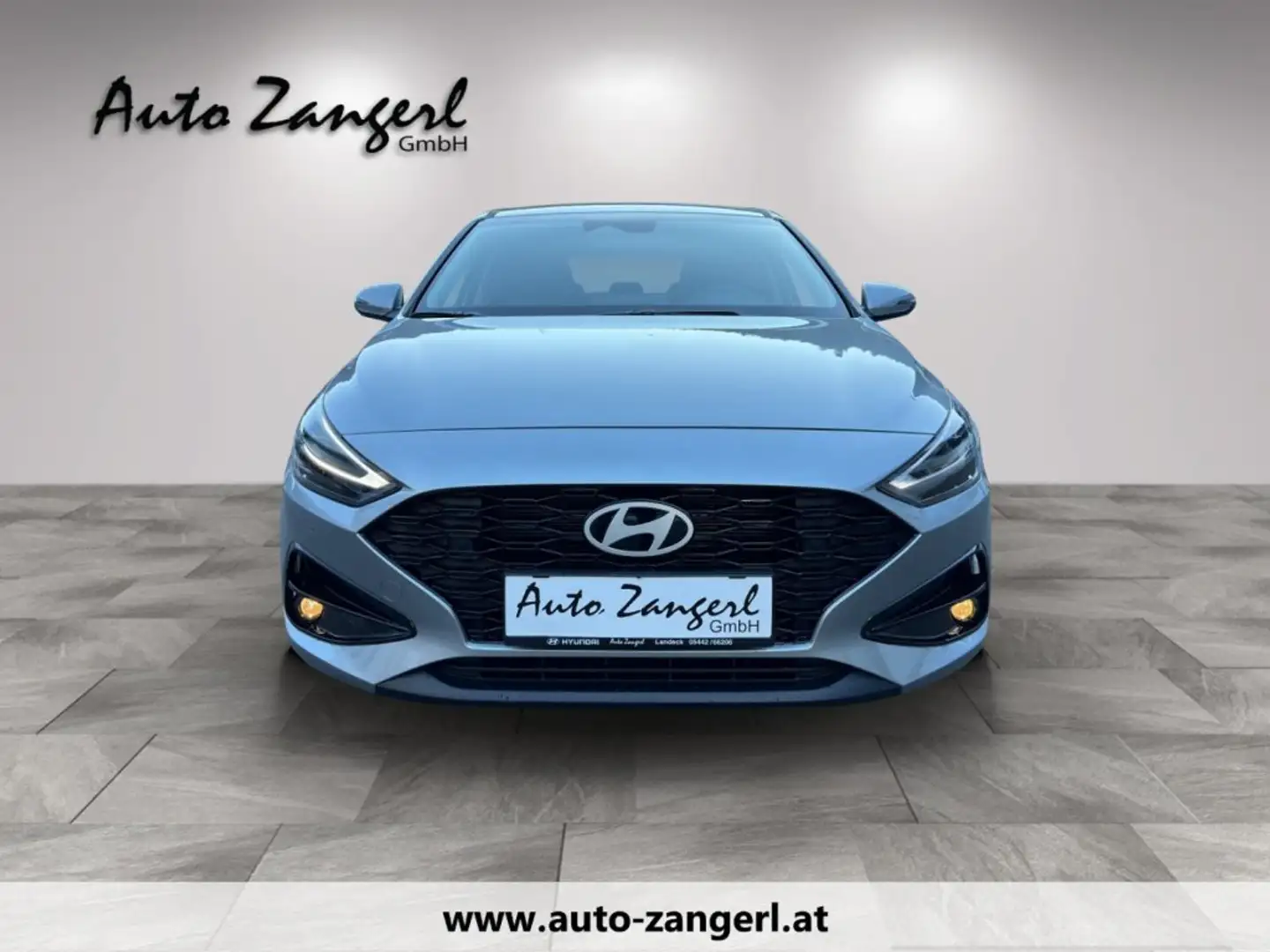 Hyundai i30 *GO 1.5 DPI MT Silber - 2