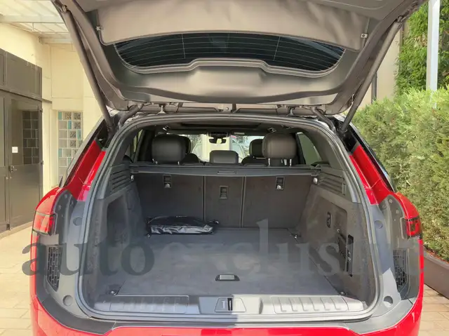 Land Rover Range Rover view 13