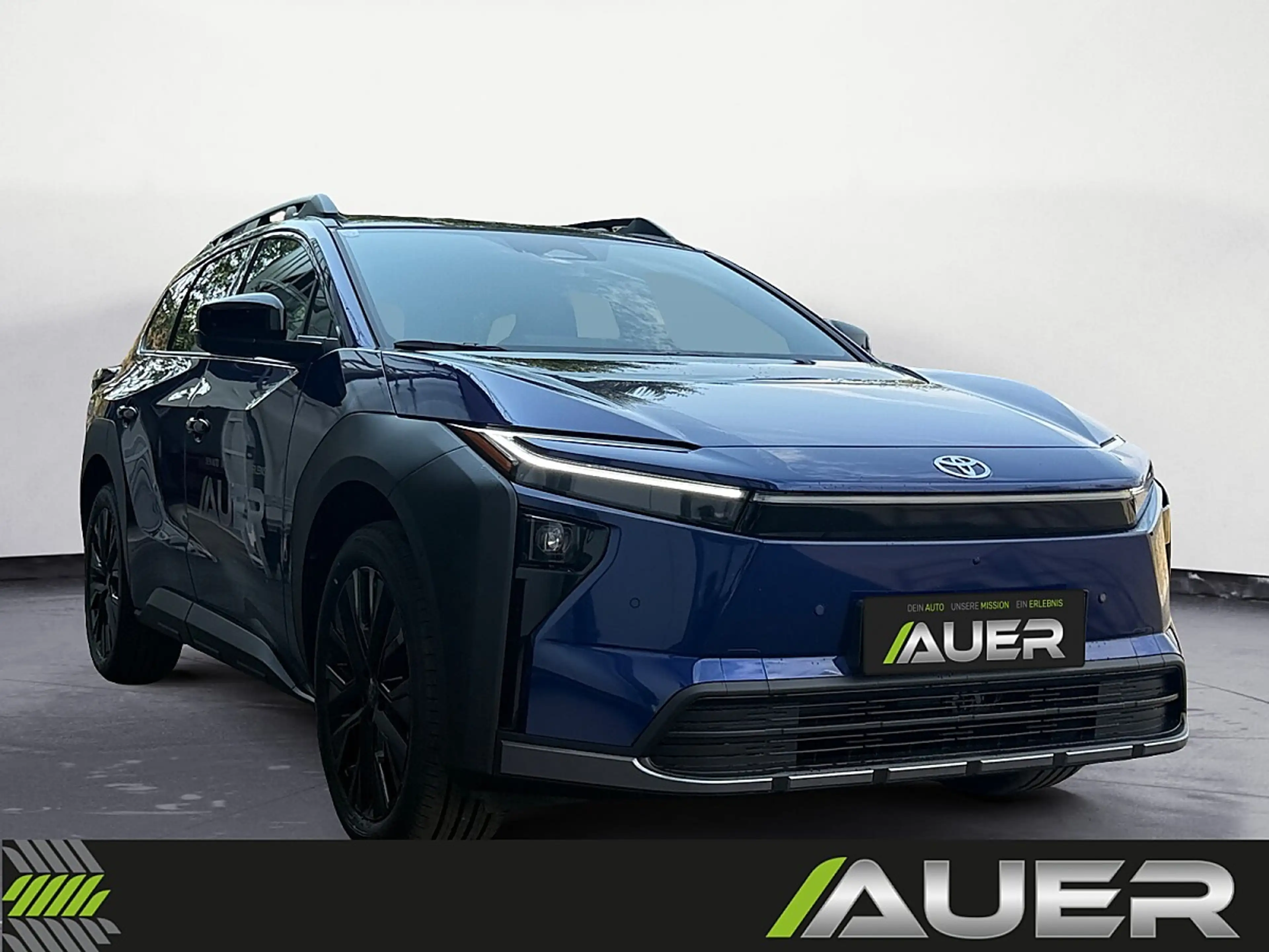 Toyota bZ4X BZ4X Touring Elektro 74,7kWh AWD Lounge | bis z... — photo 4