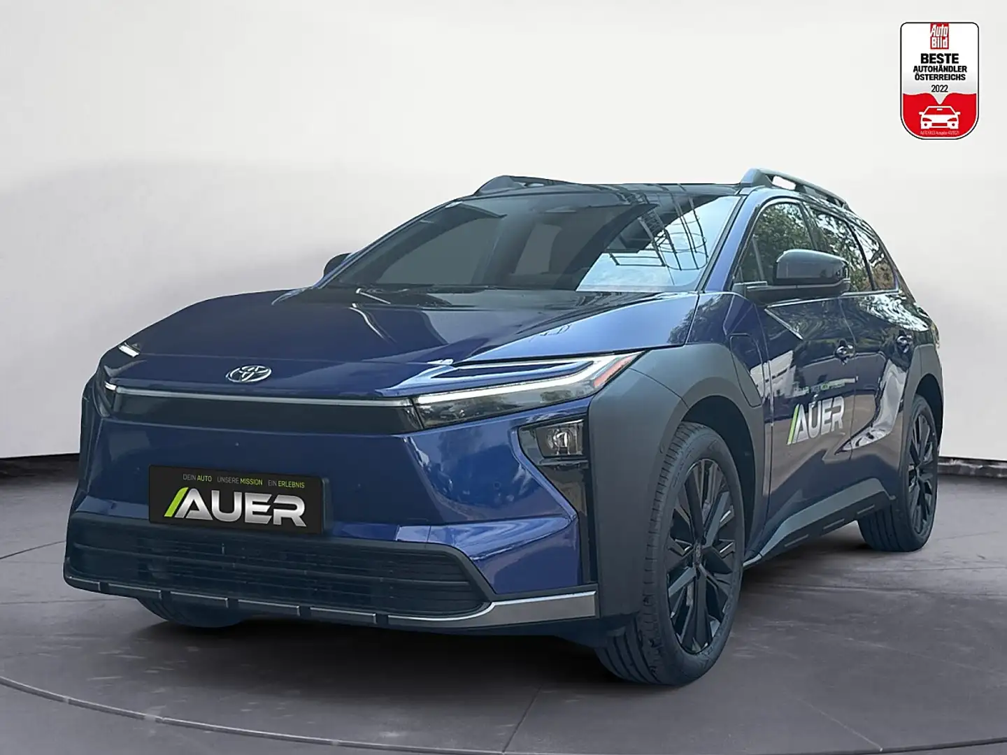 Toyota bZ4X BZ4X Touring Elektro 74,7kWh AWD Lounge | bis z... Blau - 1