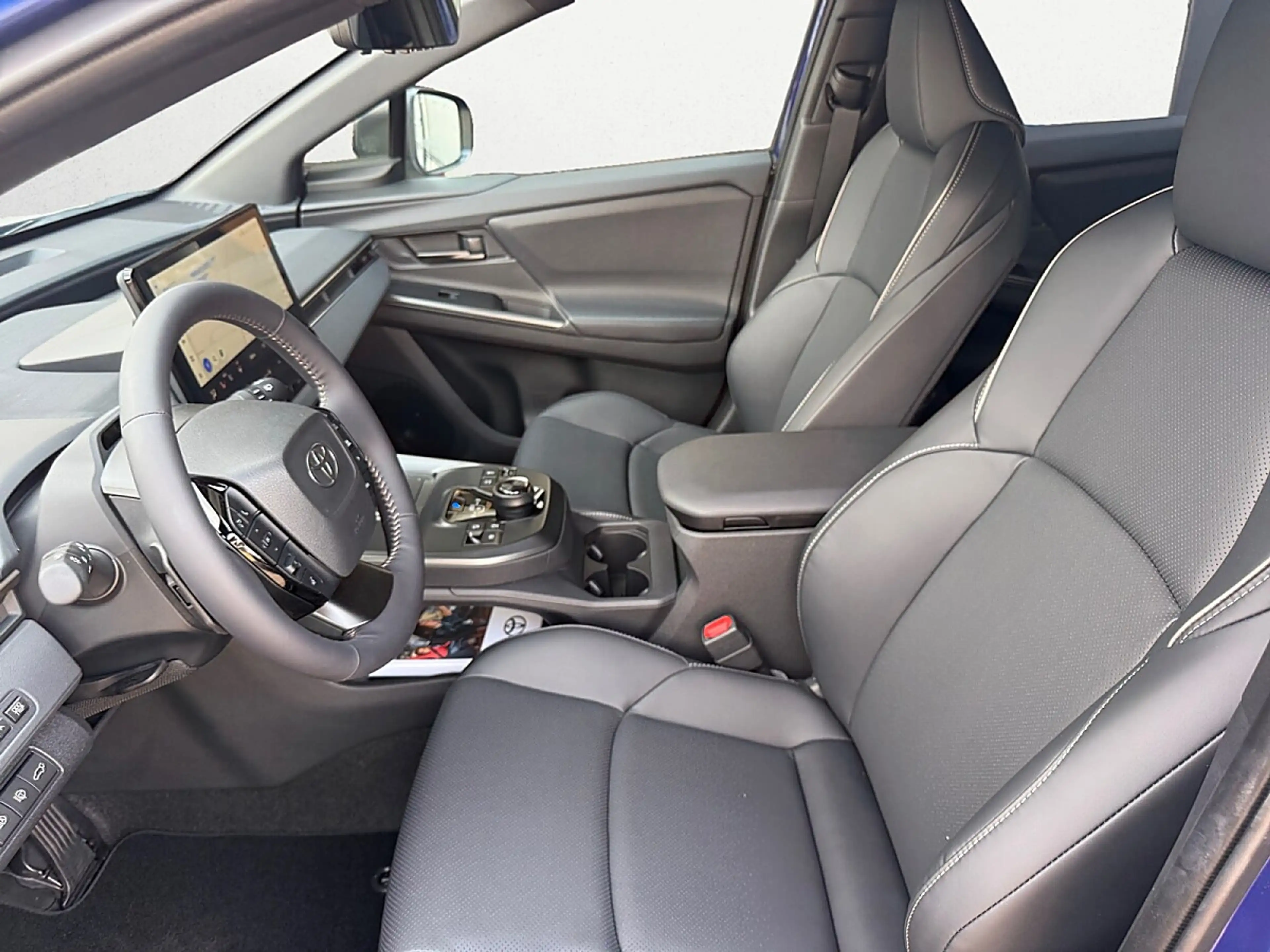 Toyota bZ4X BZ4X Touring Elektro 74,7kWh AWD Lounge | bis z... — photo 10