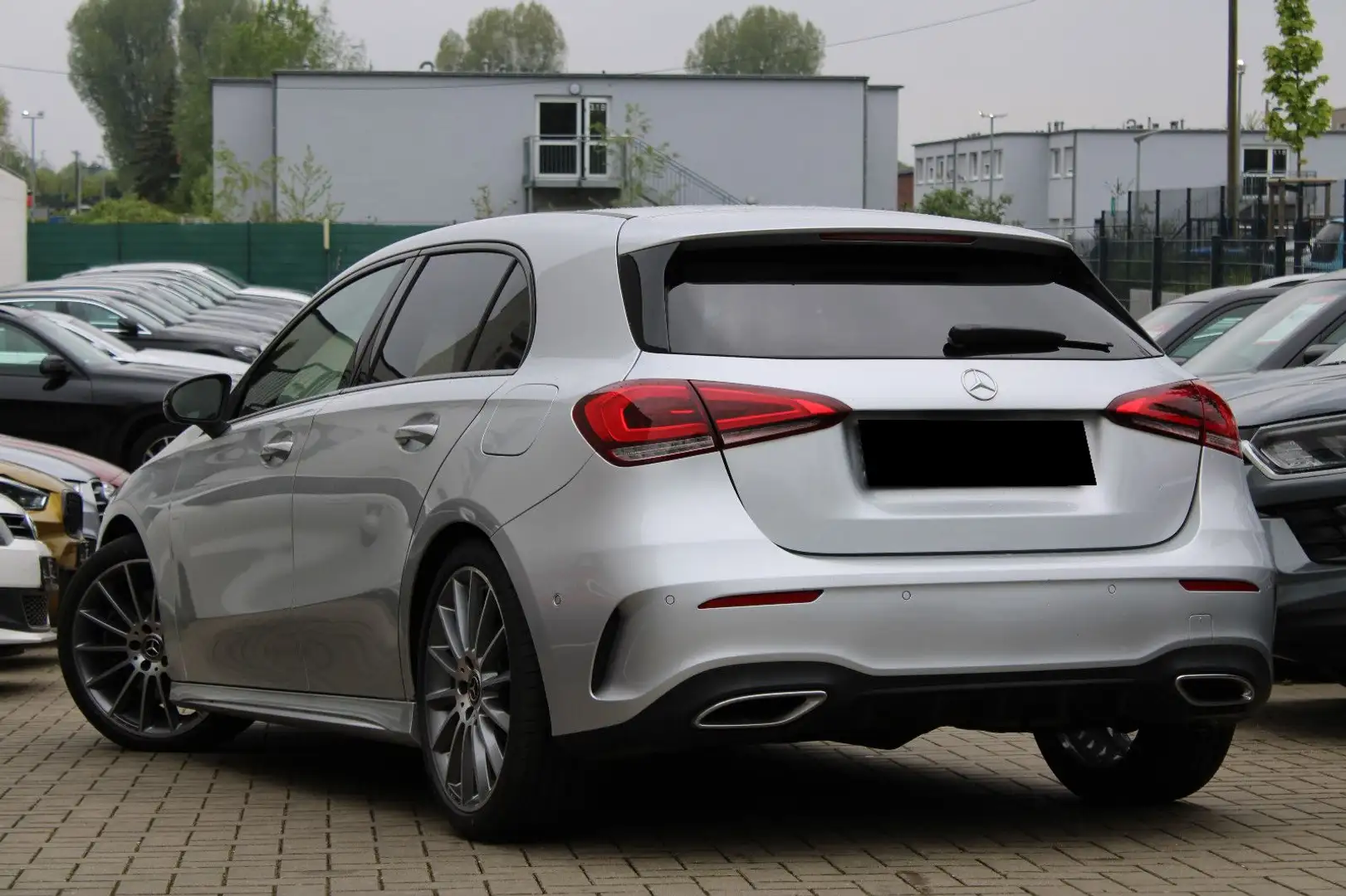 Mercedes-Benz A 220 4Matic/AMG/Night/Navi/Klima/Sitzhzg/Kamera Argent - 2