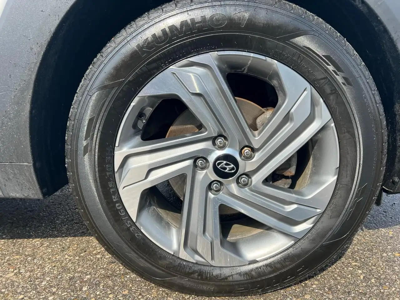 Hyundai TUCSON снимка Hyundai TUCSON