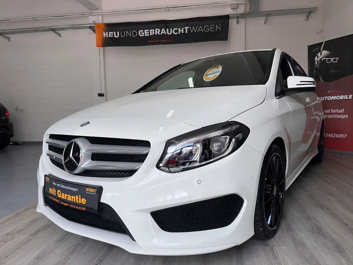 Mercedes-Benz B 200 AMG Line/Navi/Distronic/Elek.Sitze/Led Biały - 2