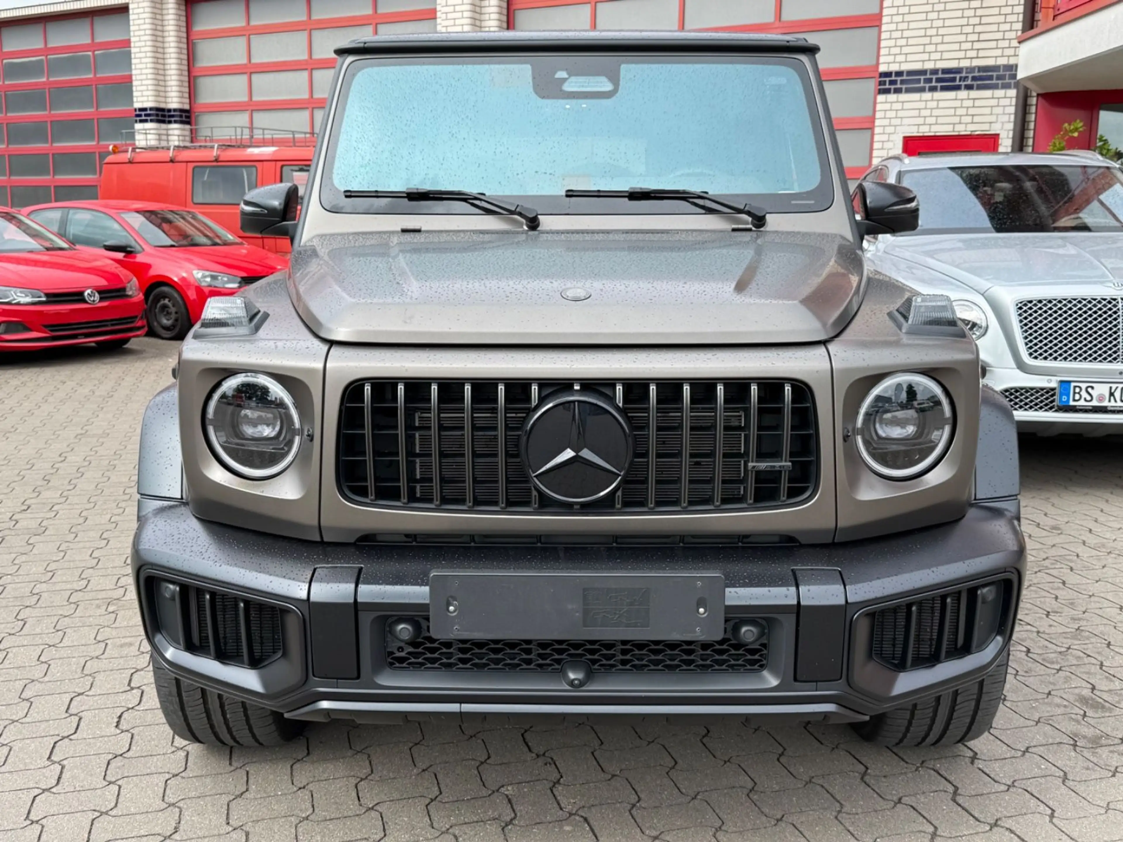 Mercedes-Benz G 63 AMG NIGHT-PAKET, SUPERIOR, 230.000 EUR UVP — photo 3