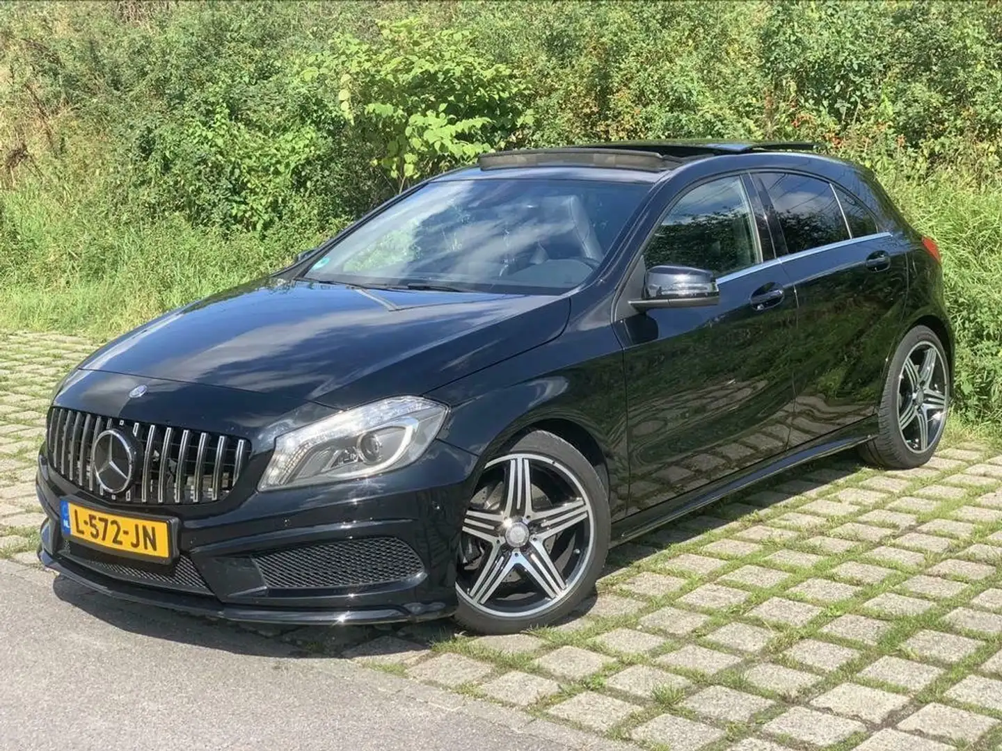 Mercedes-Benz A 250 A 250 Sport AMG PANO Black - 1