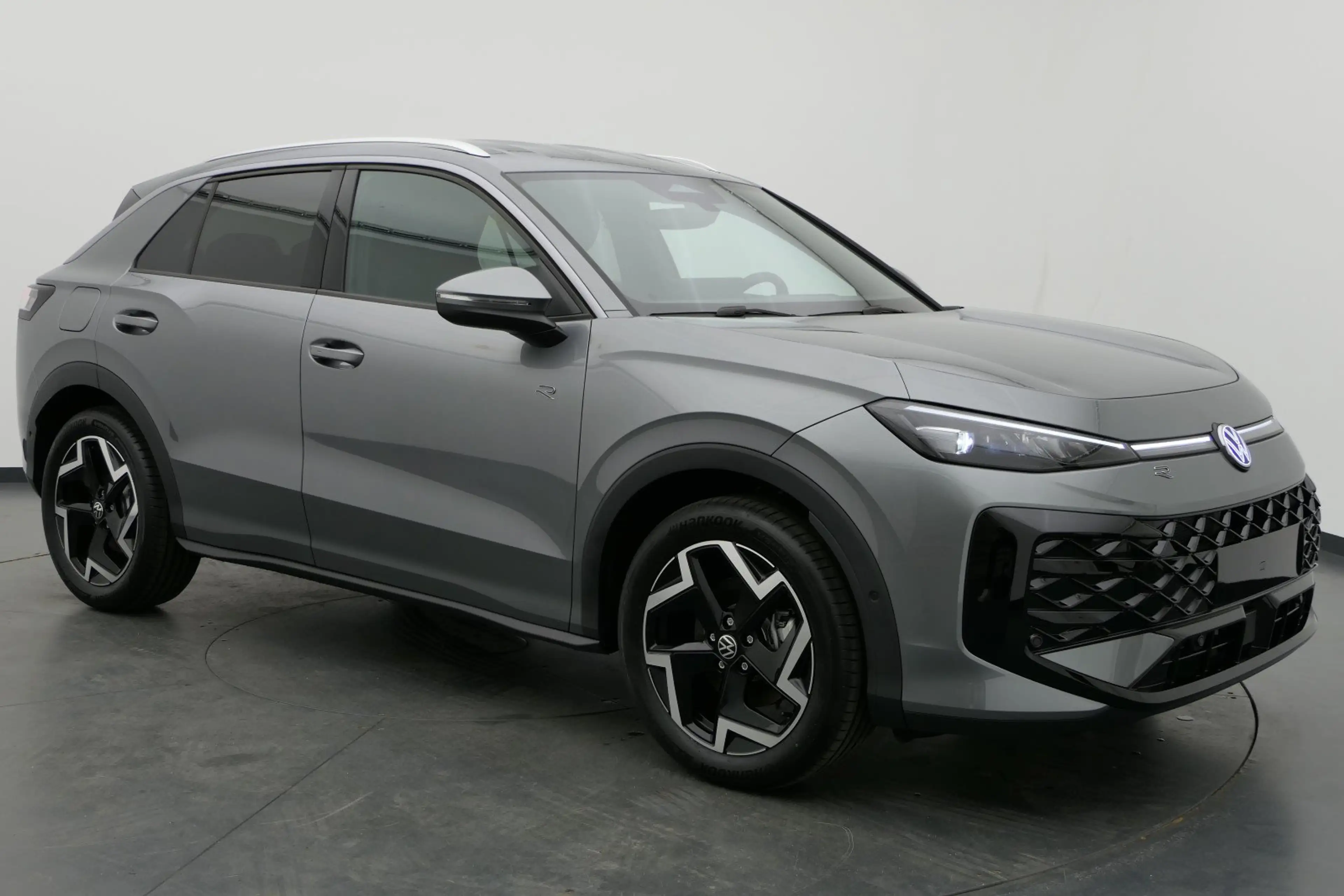 Volkswagen T-Roc T-Roc 1.5 eTSI DSG +R-LINE+AHK+LED-SW+EL.HK+18"+ — photo 5
