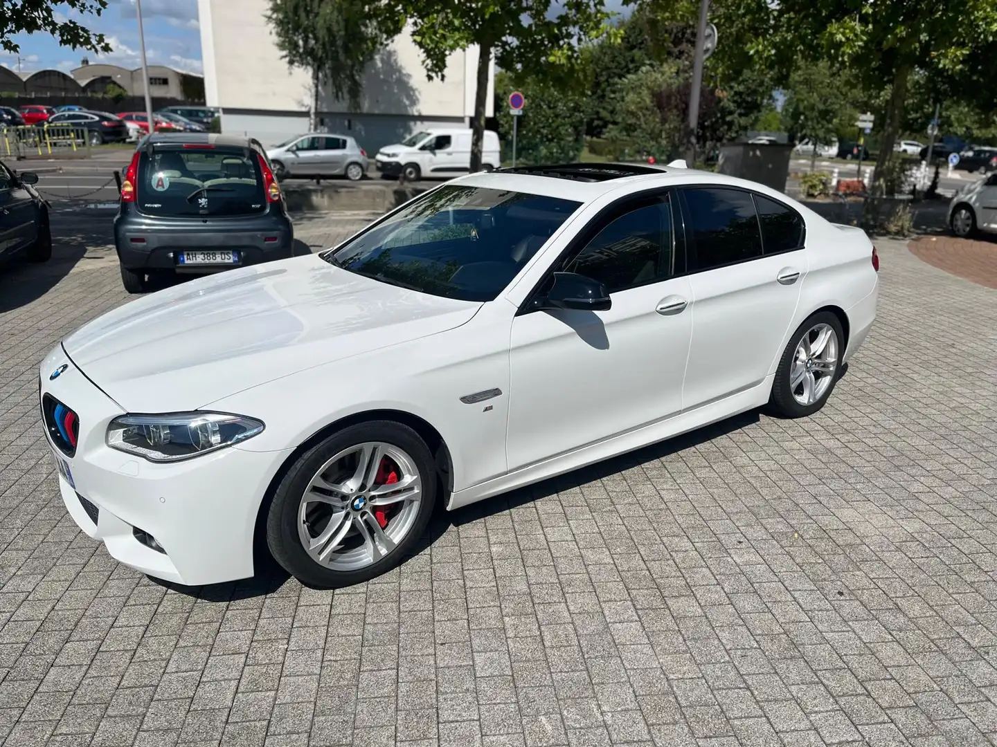 BMW 528 528i 245 ch M Sport A - 2