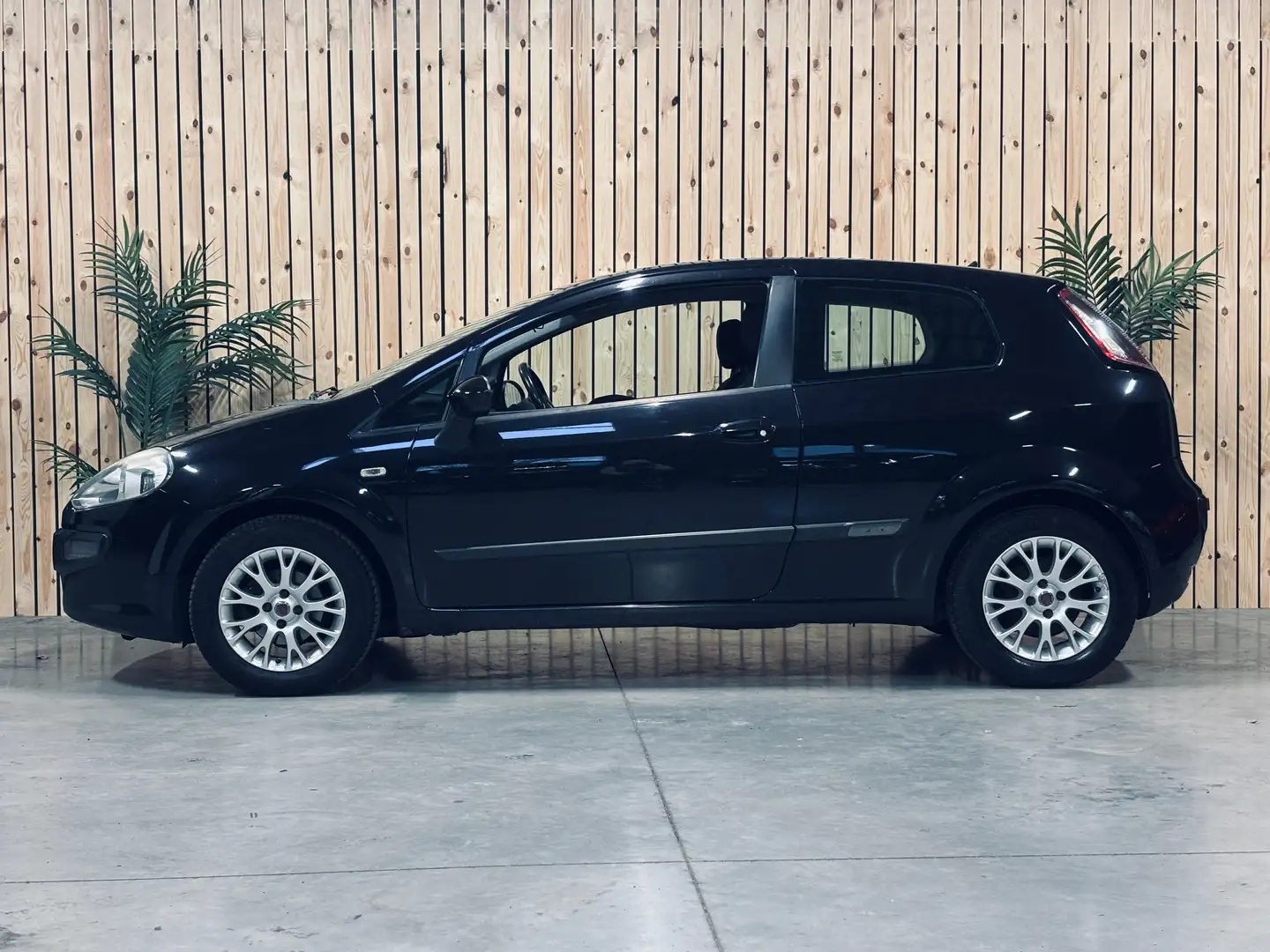 Fiat Punto Punto EVO 1.4i Schwarz - 2