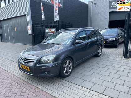 Toyota Avensis Wagon 2.2 D-4D Executive Business Trekhaak Airco