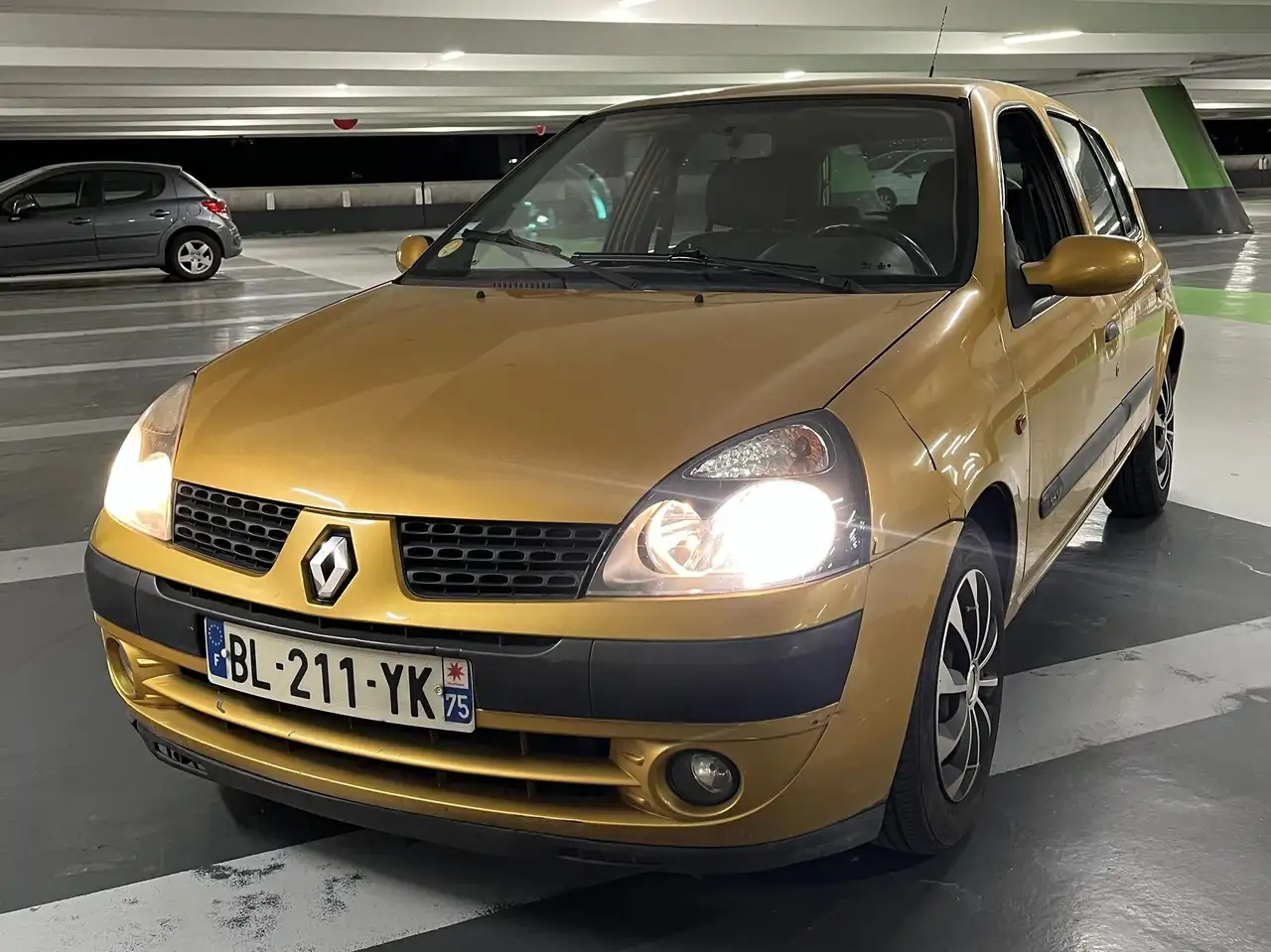 Renault Clio 1.2i 16V Expression
