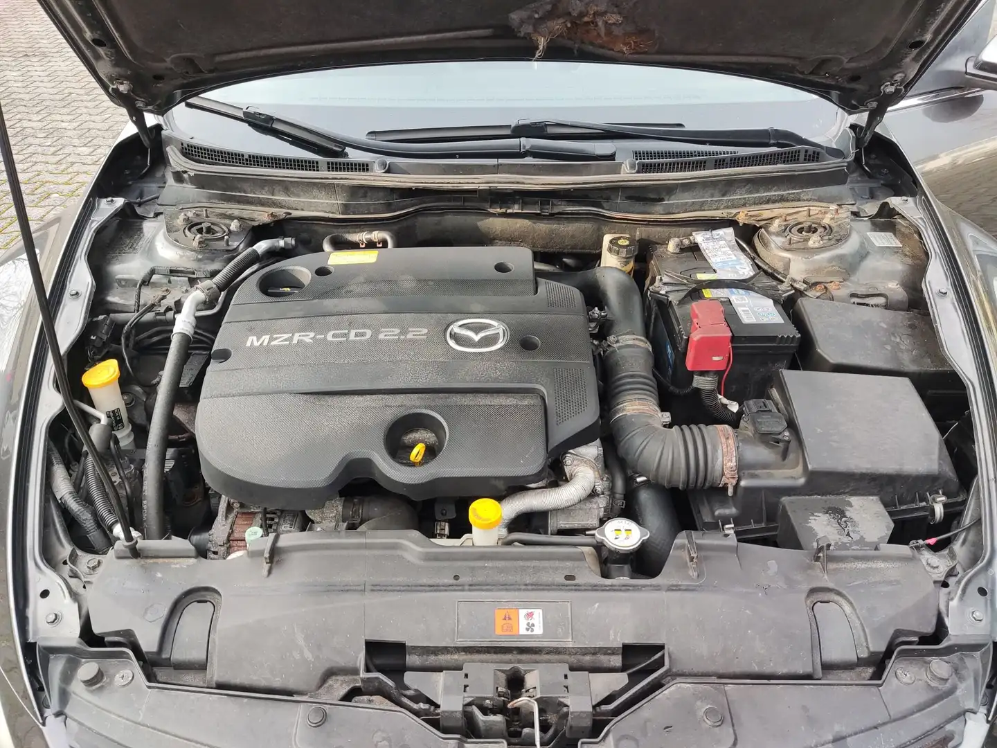 Mazda 6 6 Kombi Diesel Sport Kombi 2.2 CD DPF Sports-Line Szürke - 2