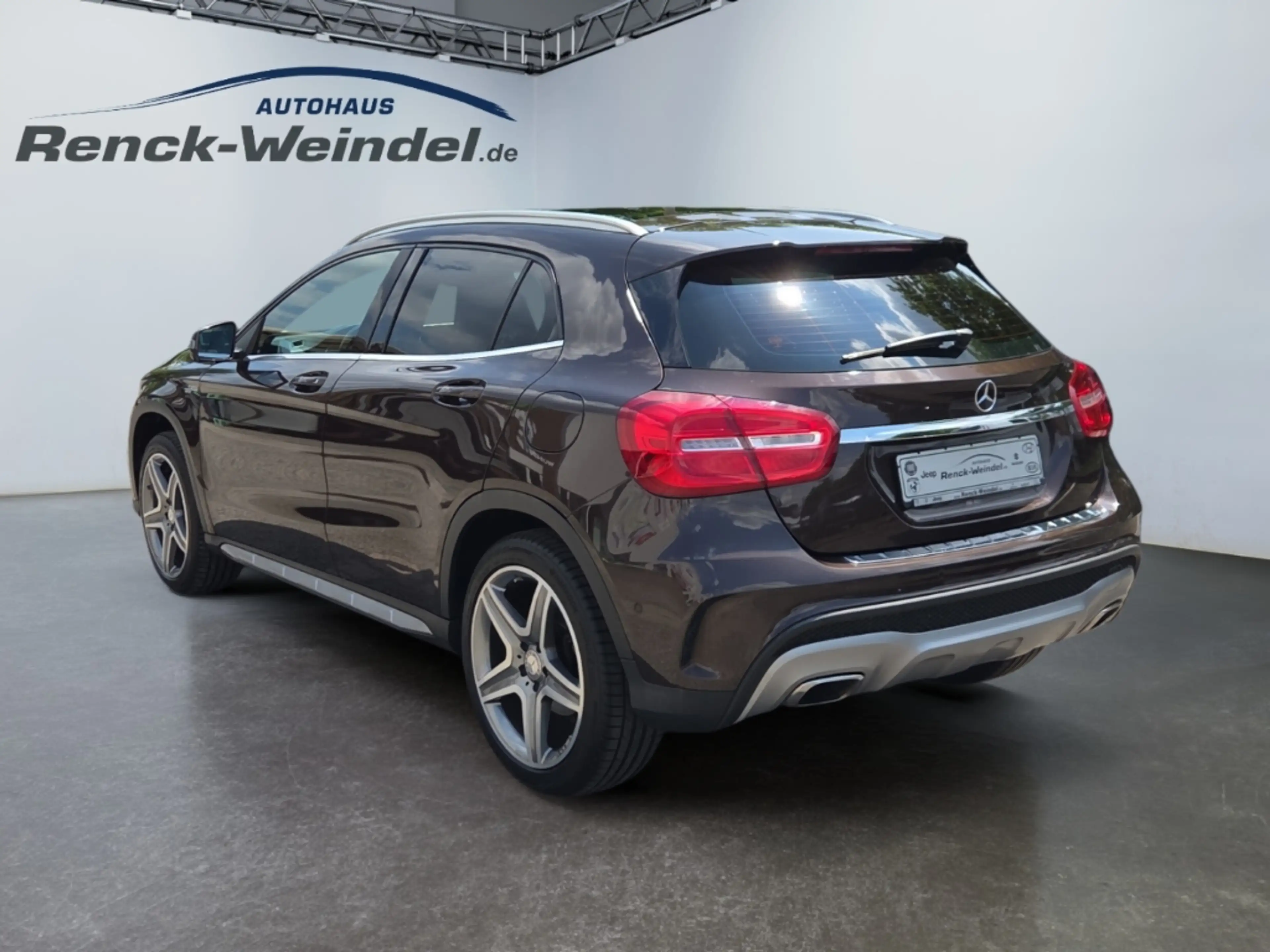 Mercedes-Benz GLA 220 CDI Street Style 220d Sportpaket El. Panodach Navi — photo 3