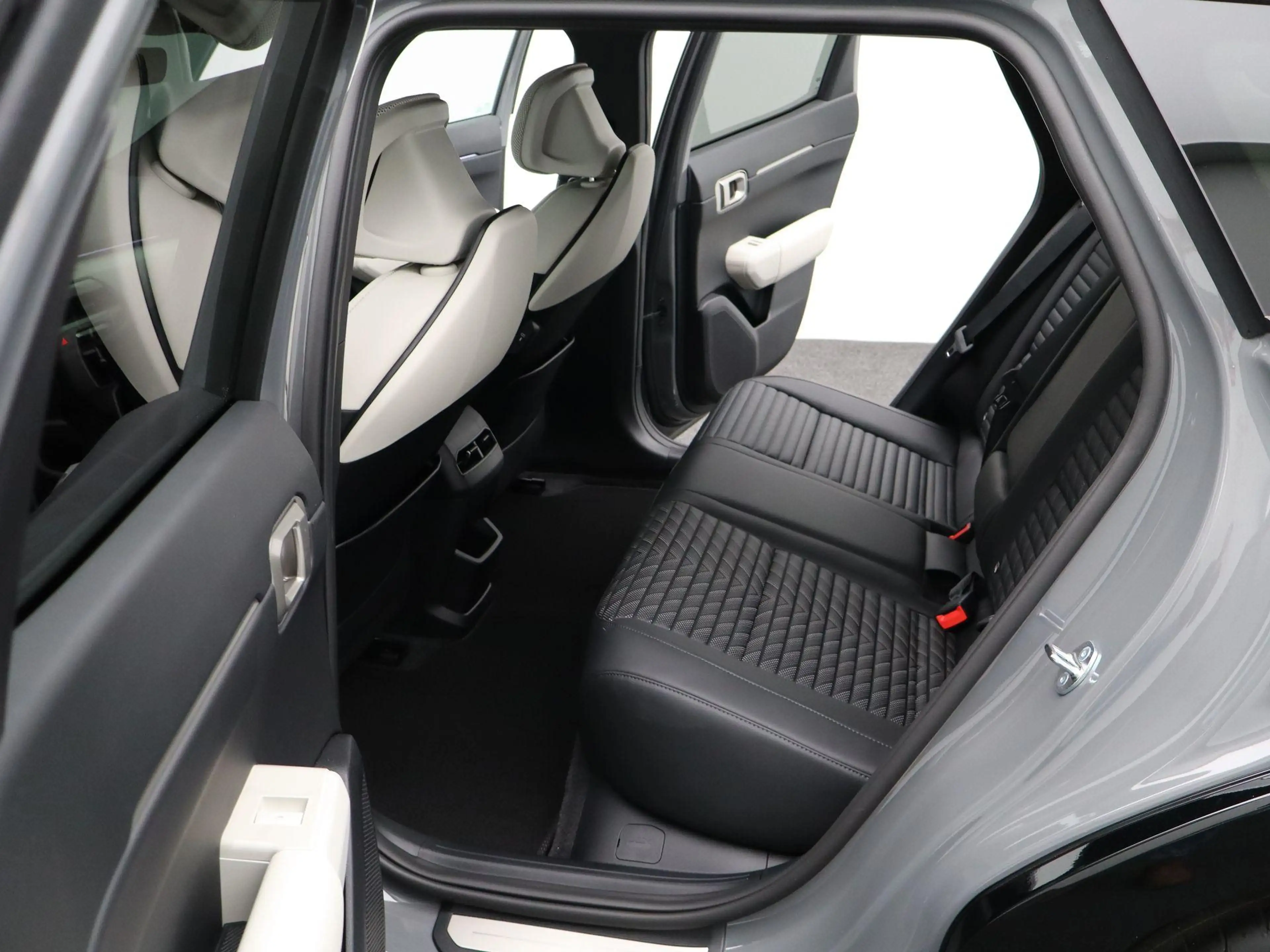 Kia EV4 Fastback GT-Line Business Edition 81.4 kWh | 360 C — photo 8