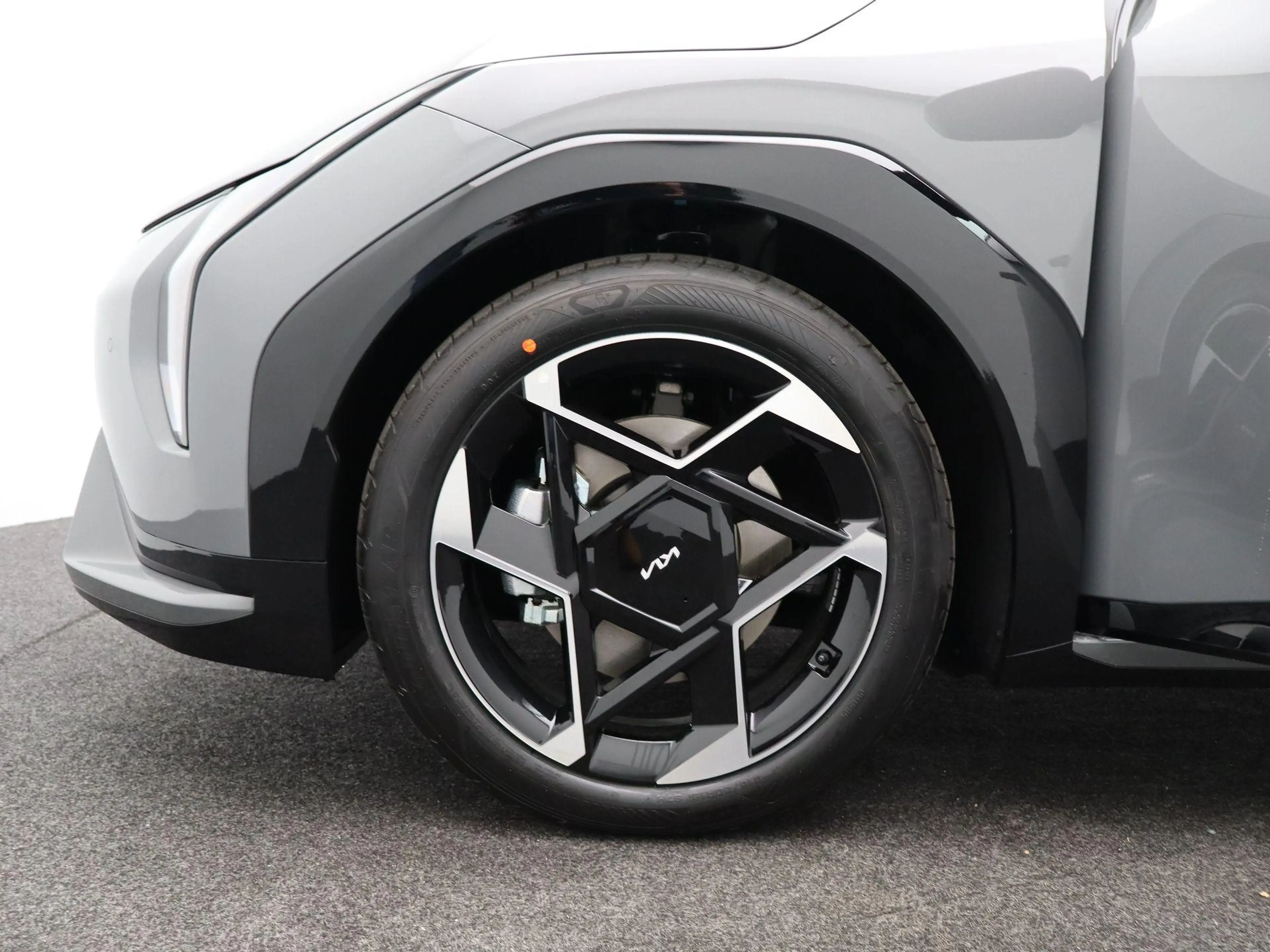 Kia EV4 Fastback GT-Line Business Edition 81.4 kWh | 360 C — photo 10