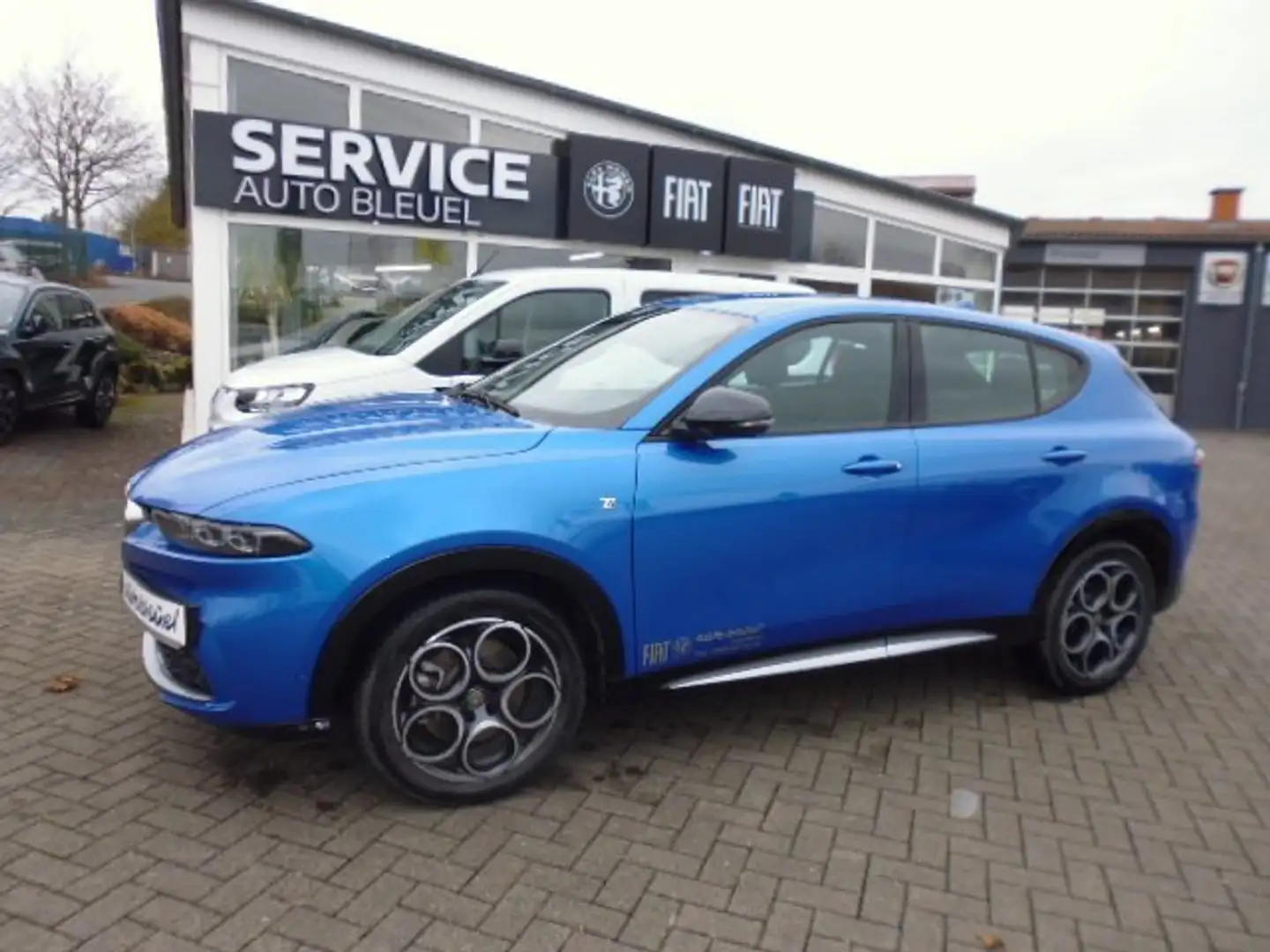 Alfa Romeo Tonale 1.5 VGT Hybrid Ti /ASSISTENZ-PAKET/WINTER PAKET Blau - 2