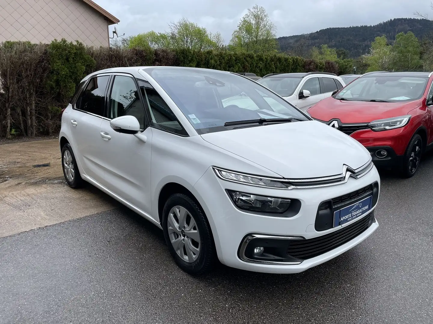 Citroen C4 SpaceTourer 1.2 ESSENCE 130CH S\u0026S BUSINESS Biały - 2