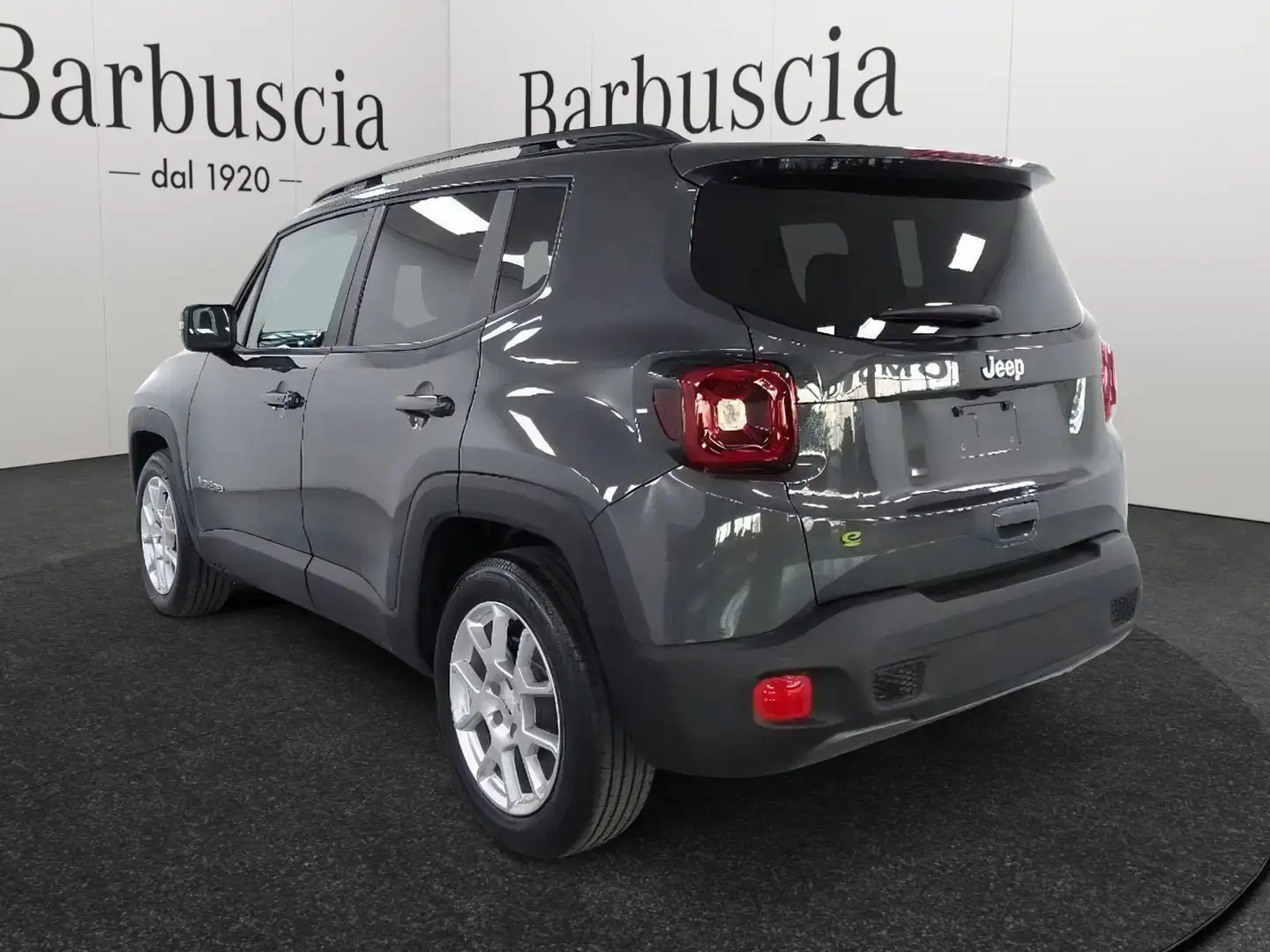 Jeep Renegade 2019 - 1.5 turbo t4 mhev Limited 2wd 130cv dct Grau - 2