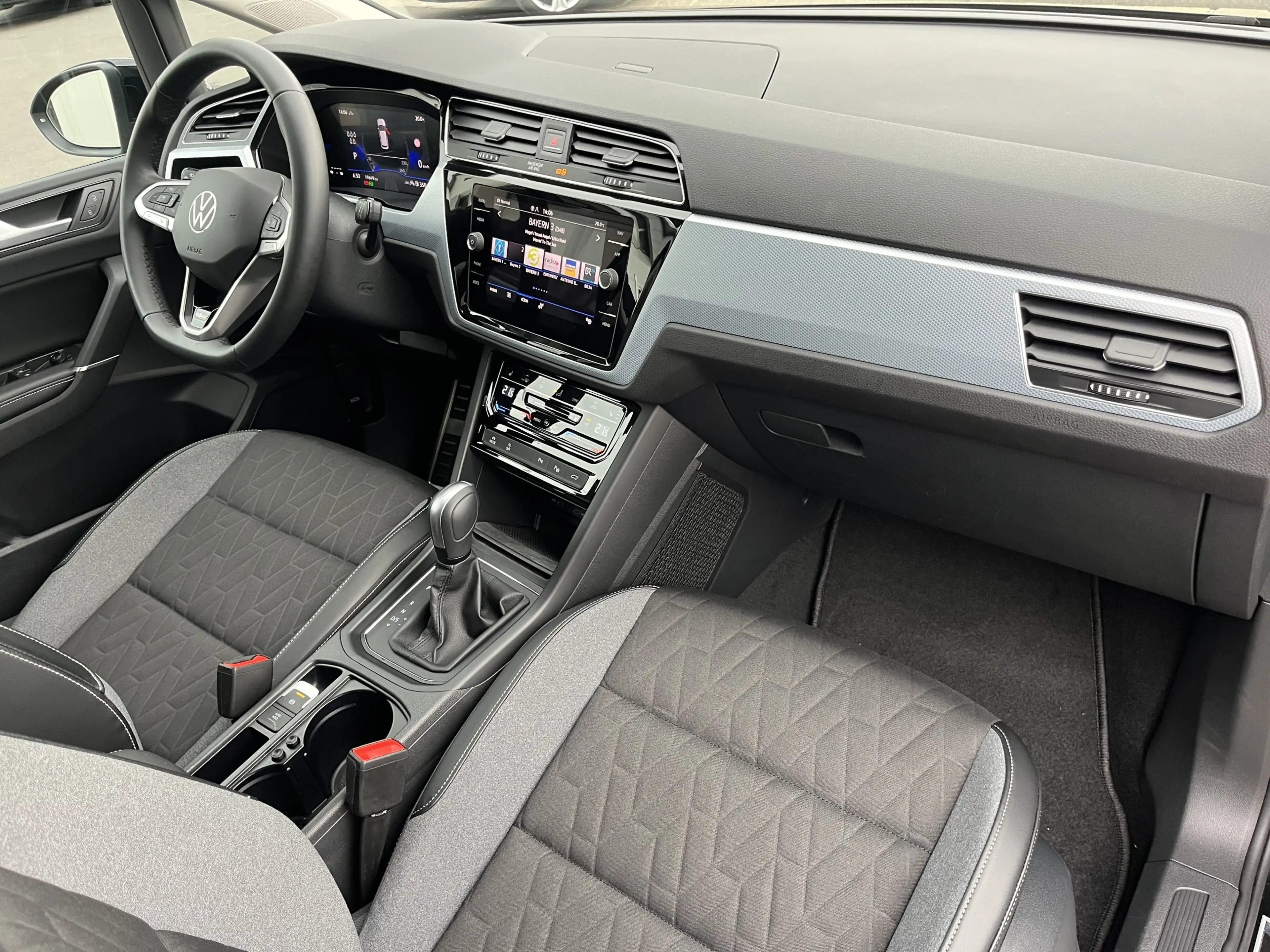 Volkswagen Touran 1.5 TSI DSG GOAL 194€ m.20% Anz. 7-Sitze AHK Nav — photo 14