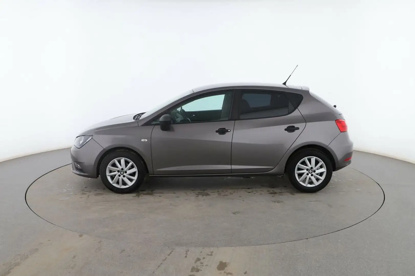 SEAT Ibiza 1.2 TSI Reference Plus Gris - 2