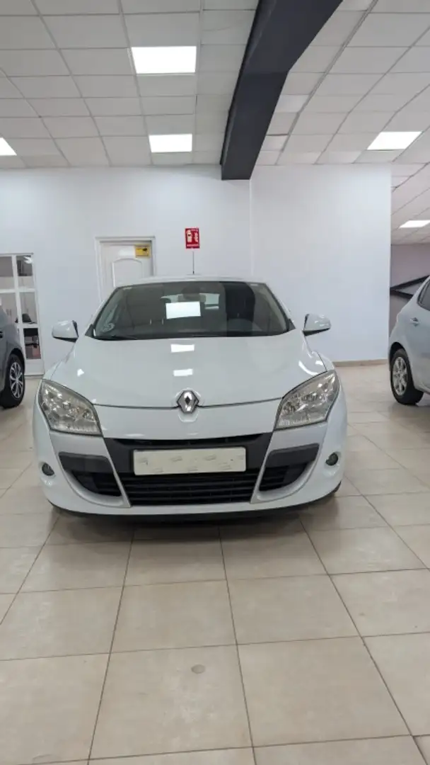 Renault Megane Coupé 1.9dCi Dynamique Blanco - 2