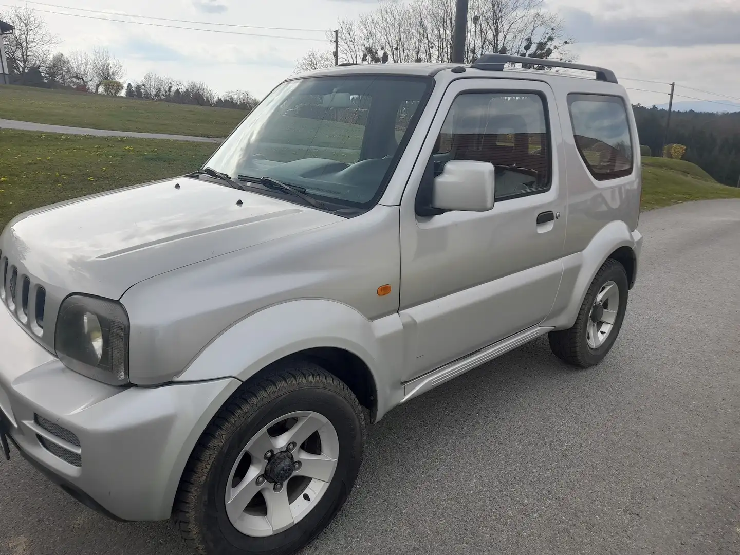 Suzuki Jimny Jimny 1,3 VX VX Серебристый - 2