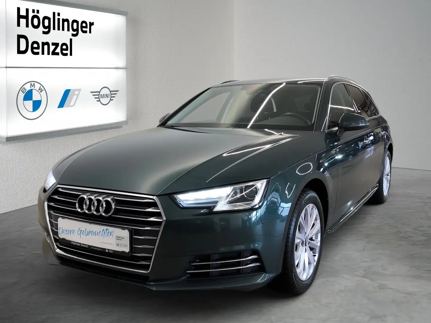 Audi A4 Avant 2,0 TFSI ultra Design Grün - 1