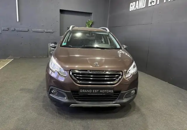Peugeot 2008 view 2