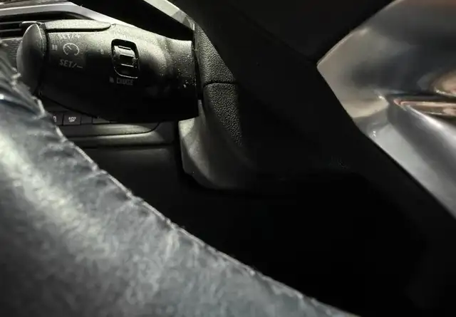 Peugeot 2008 view 13