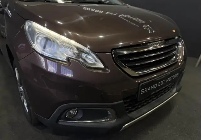 Peugeot 2008 view 4