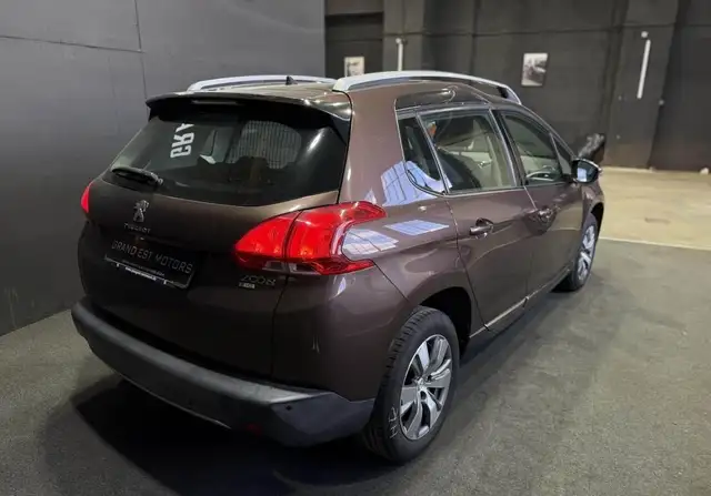 Peugeot 2008 view 7