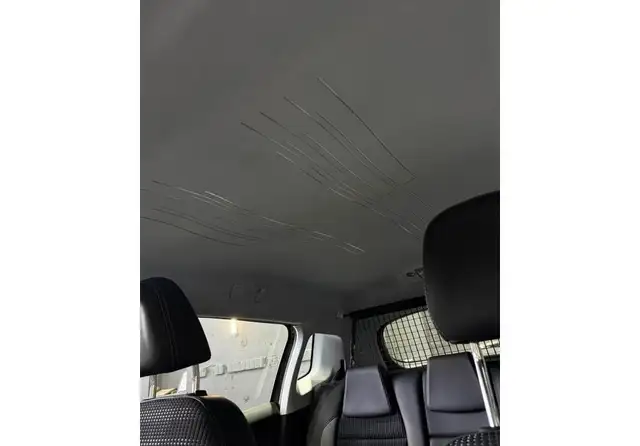 Peugeot 2008 view 11