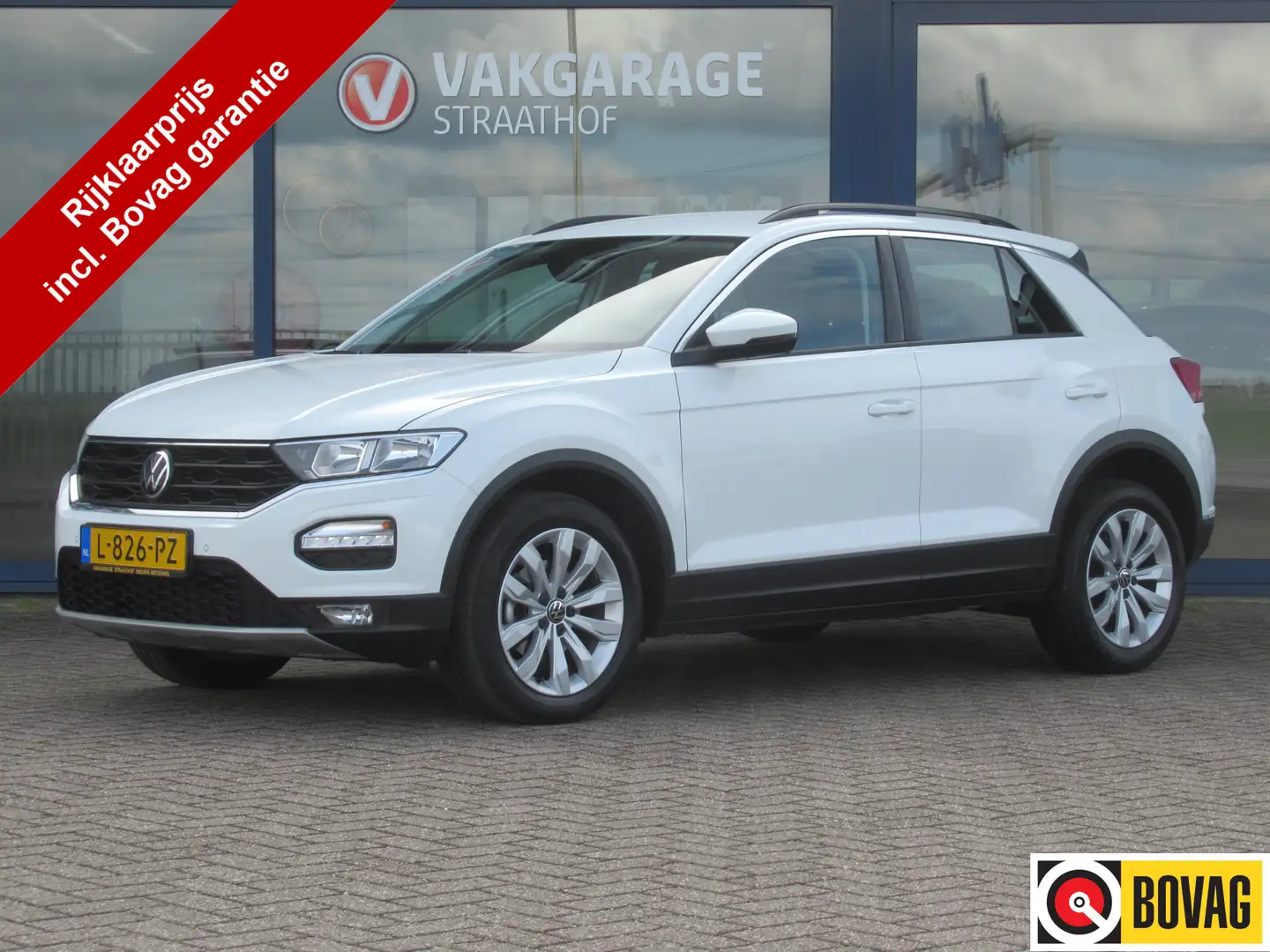 Volkswagen T-Roc 1.0 TSI Style, Adaptive Cruise / Carplay + Android Wit - 1