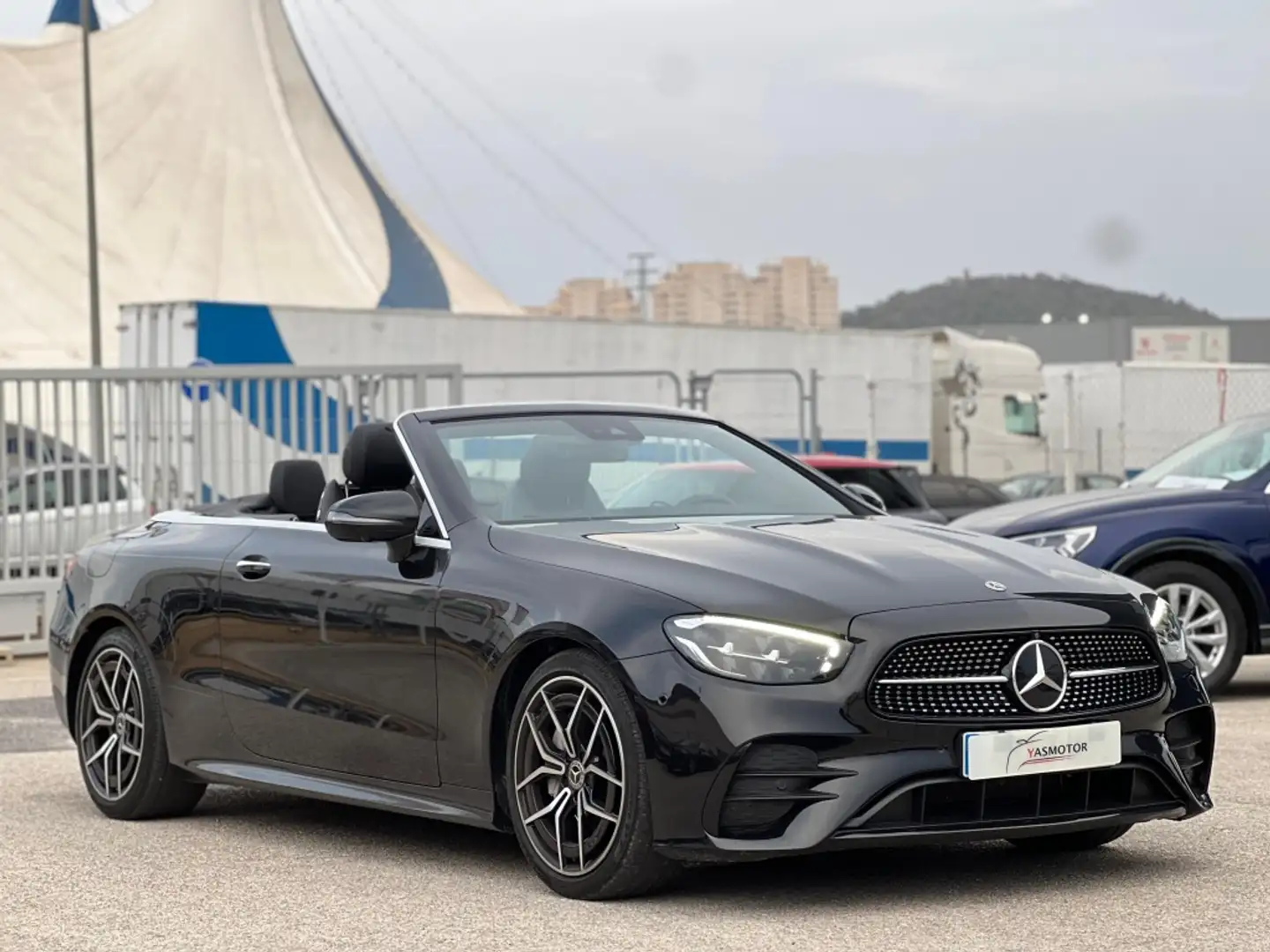 Mercedes-Benz E 220 Cabrio 220d 9G-Tronic Noir - 1