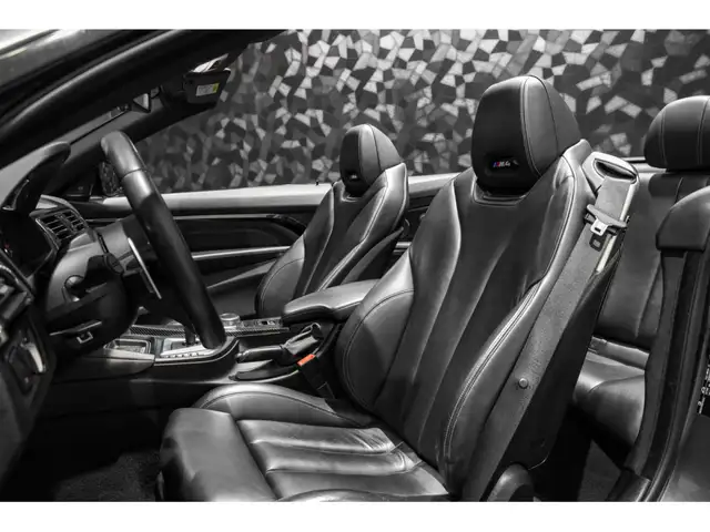 BMW M4 view 9