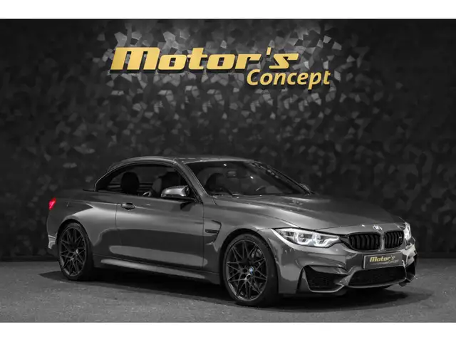 BMW M4 view 6