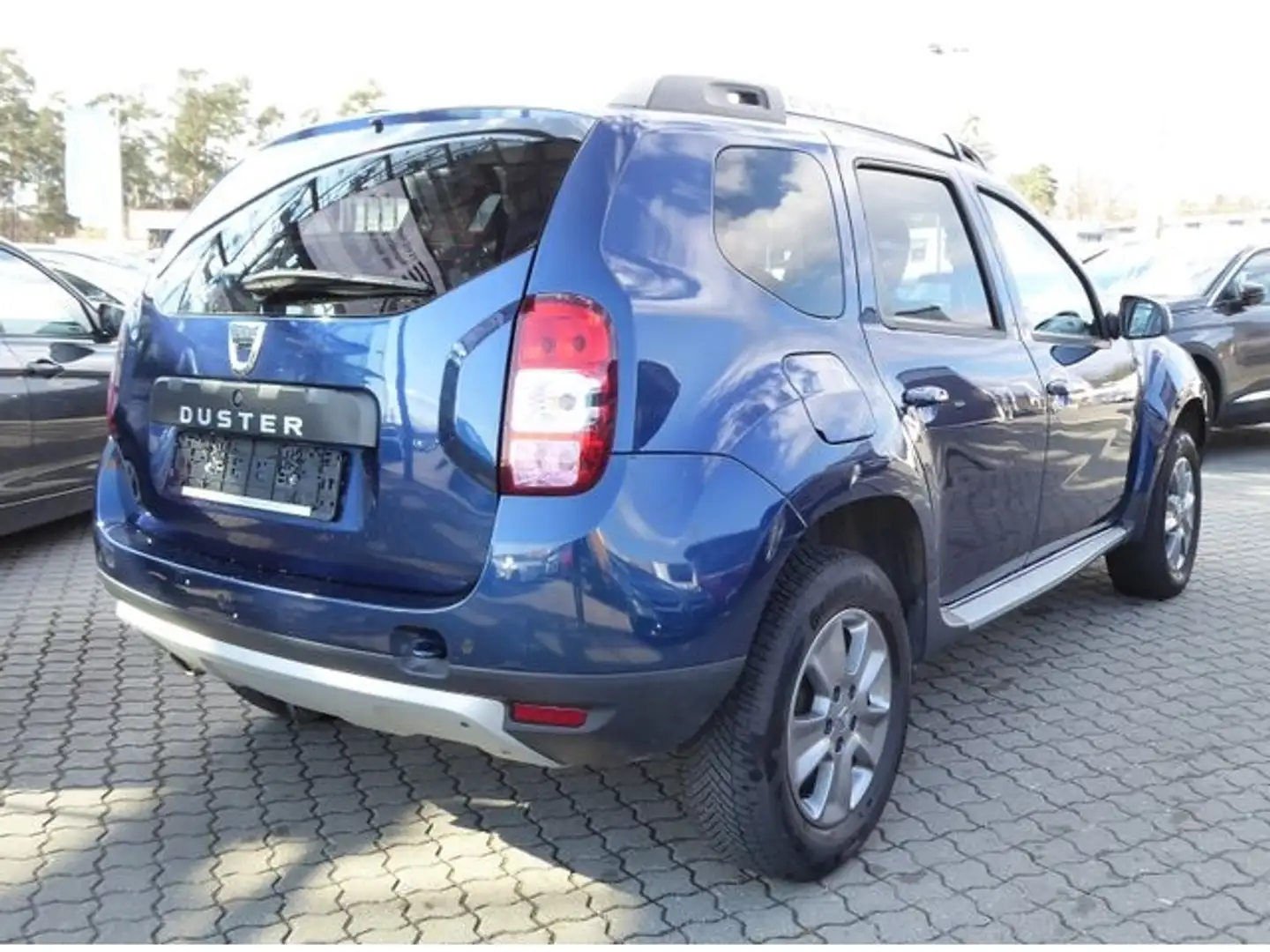 Dacia Duster 1.5 dCi Prestige 4x2 Navi PDC Leder Blau - 2