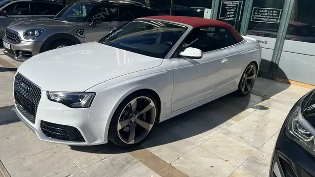 Audi RS5 4.2 FSI quattro S-Tronic