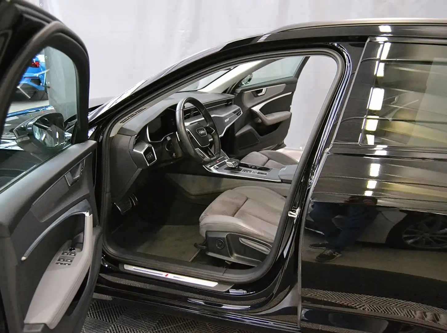 Audi A6 Avant 55 2.0 TFSIe quattro Stronic Sline plus Iva Nero - 2