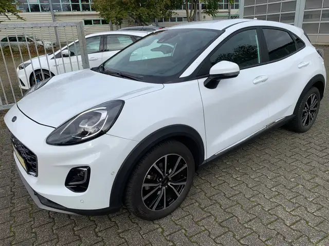 Ford Puma Titanium X Automatik v.Assistenten Navi R.Kamera Bang&Olufsen Alu 42 Tkm