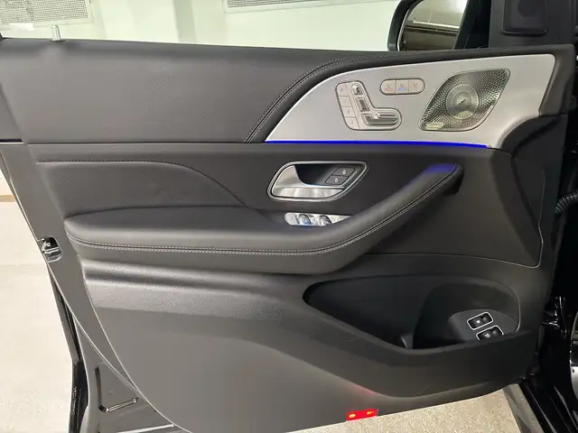 Mercedes-Benz GLE 53 AMG HYBRID 4MATIC+ Perf-AGA PTS Distr Navi Ansicht 11