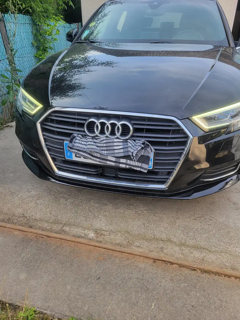 Audi A3 2l tdi design luxe Noir - 1