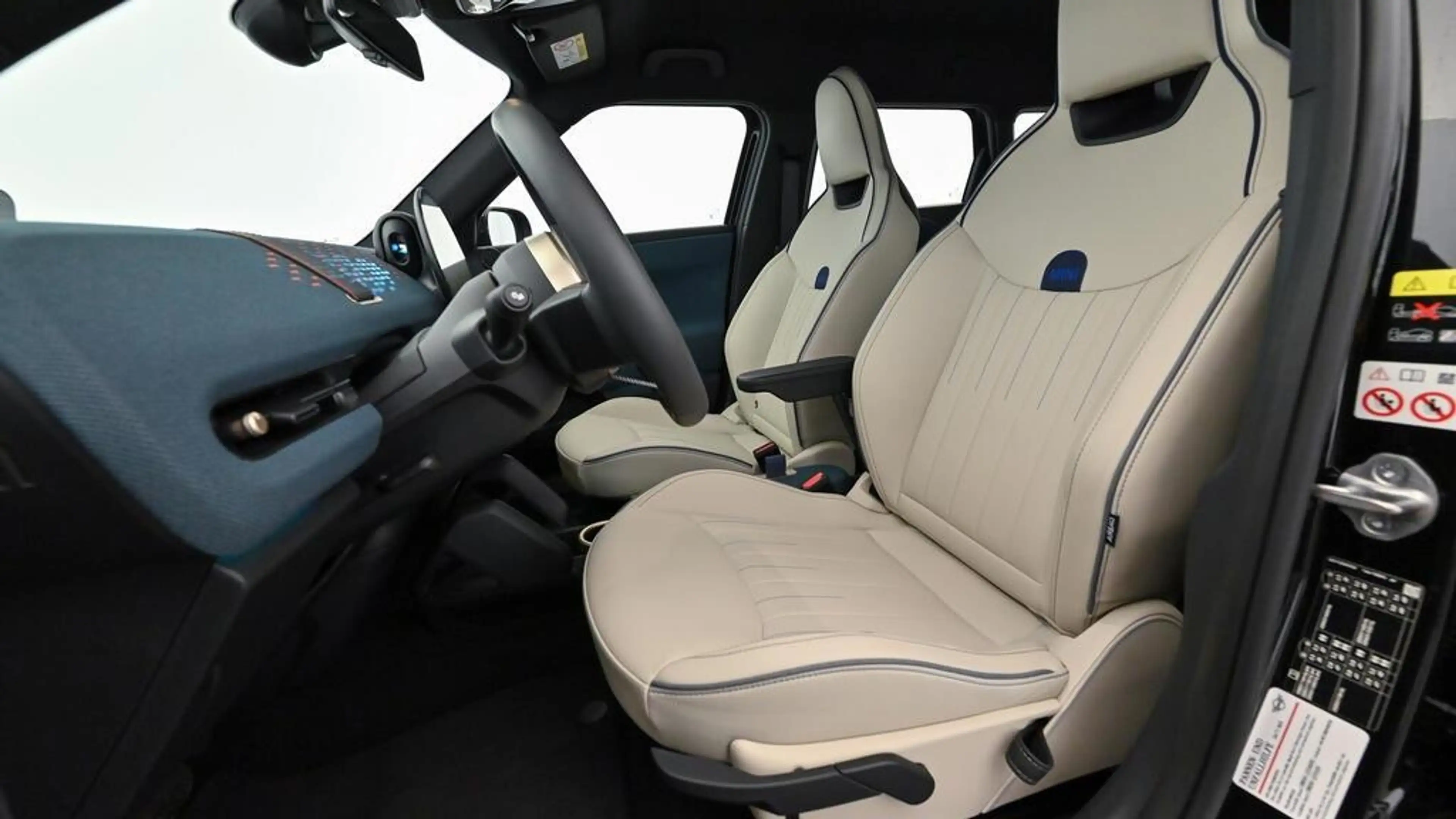 MINI Aceman SE — photo 12