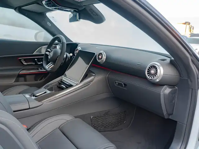 Mercedes-Benz SL view 9