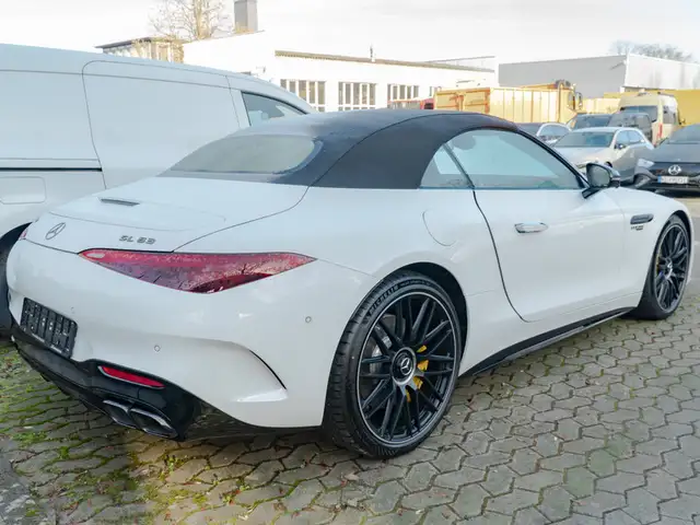 Mercedes-Benz SL view 5