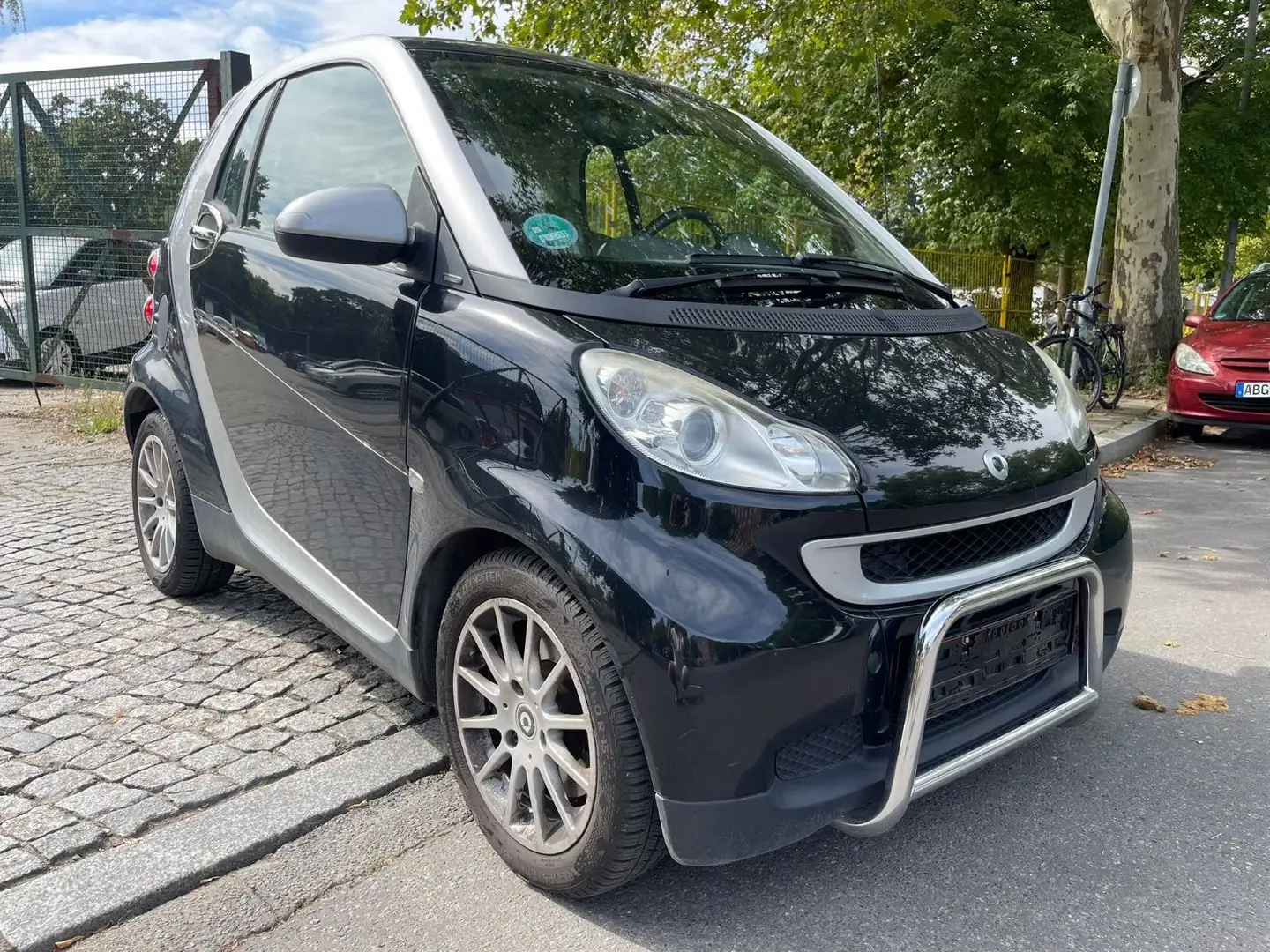 smart forTwo fortwo coupe Micro Hybrid Drive** TÜV NEU Silber - 1